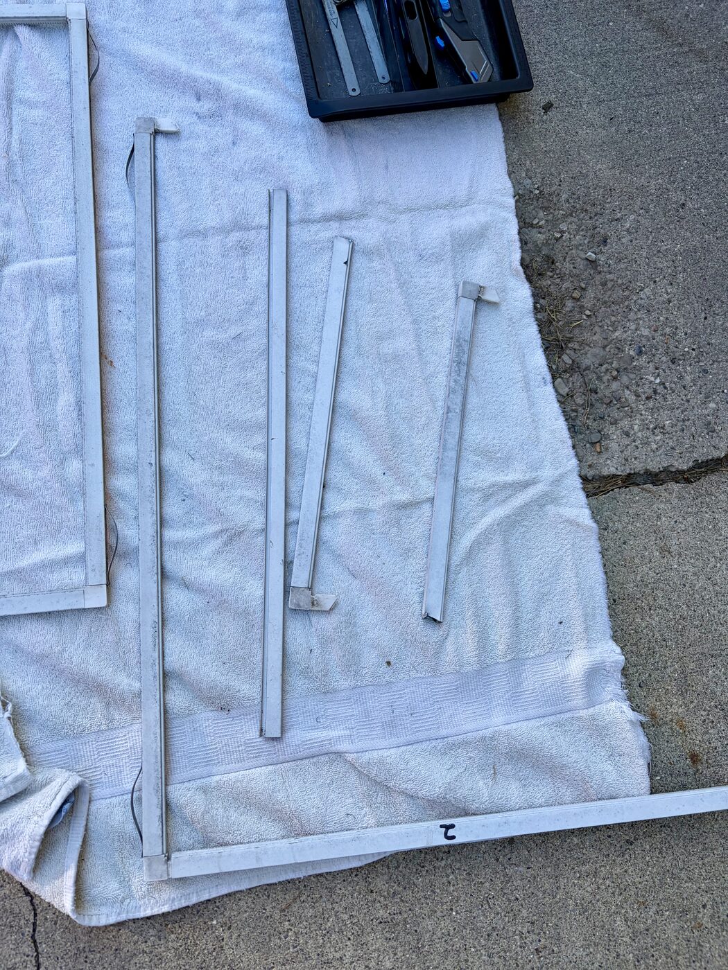 Custom screen frame work on a replacement screen